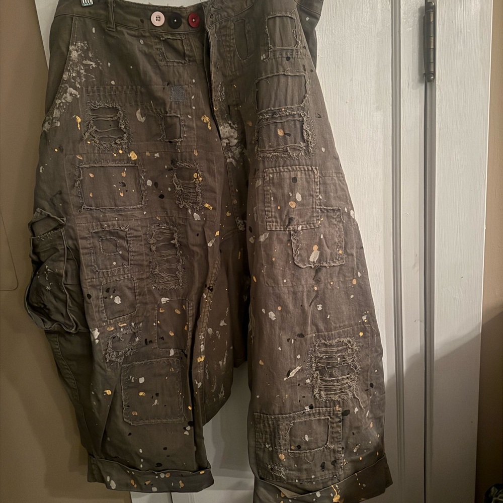 Magnolia Pearl White and Green Short Sleeve Tee - Picture 7 of 8